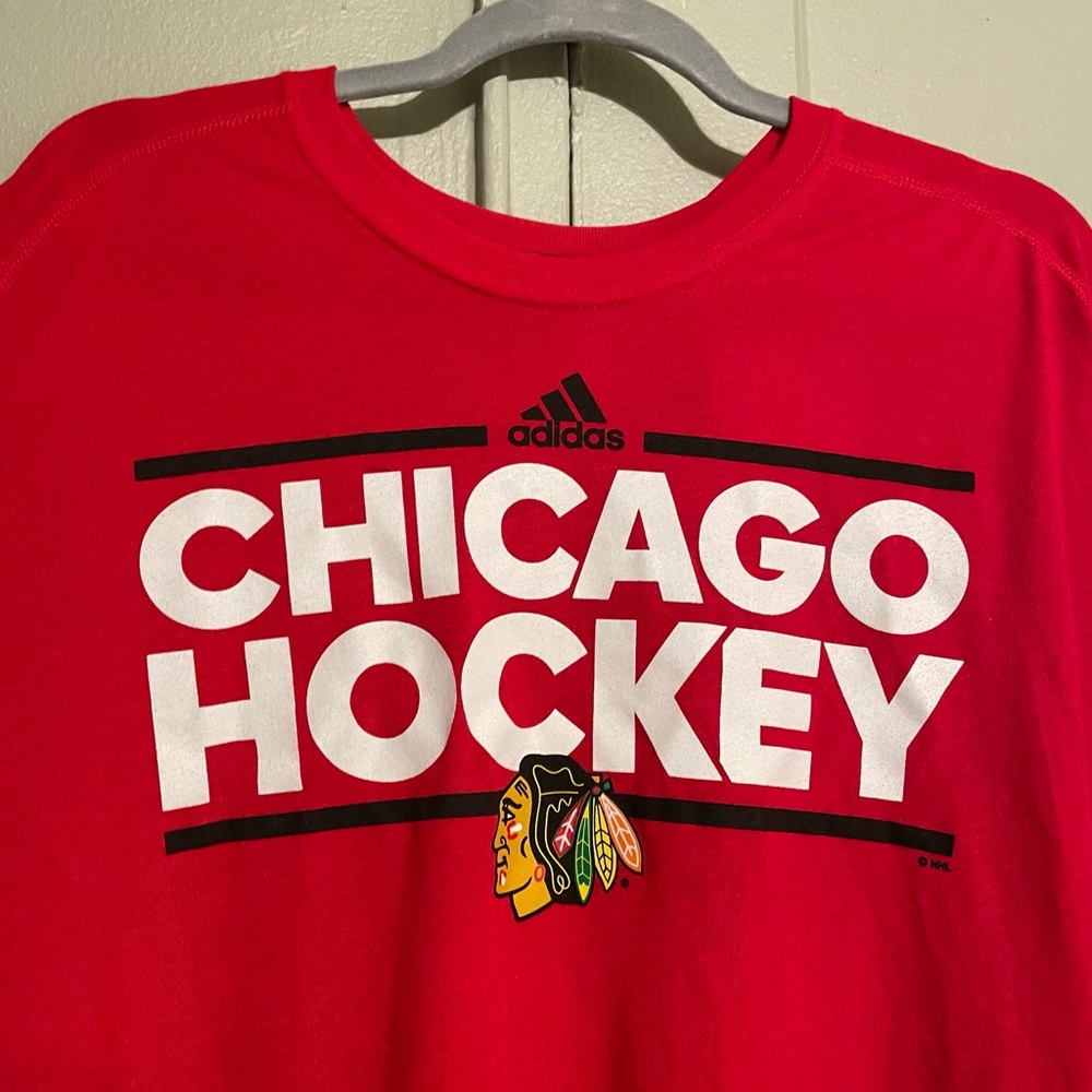 🏒Chicago Blackhawks Long Sleeve